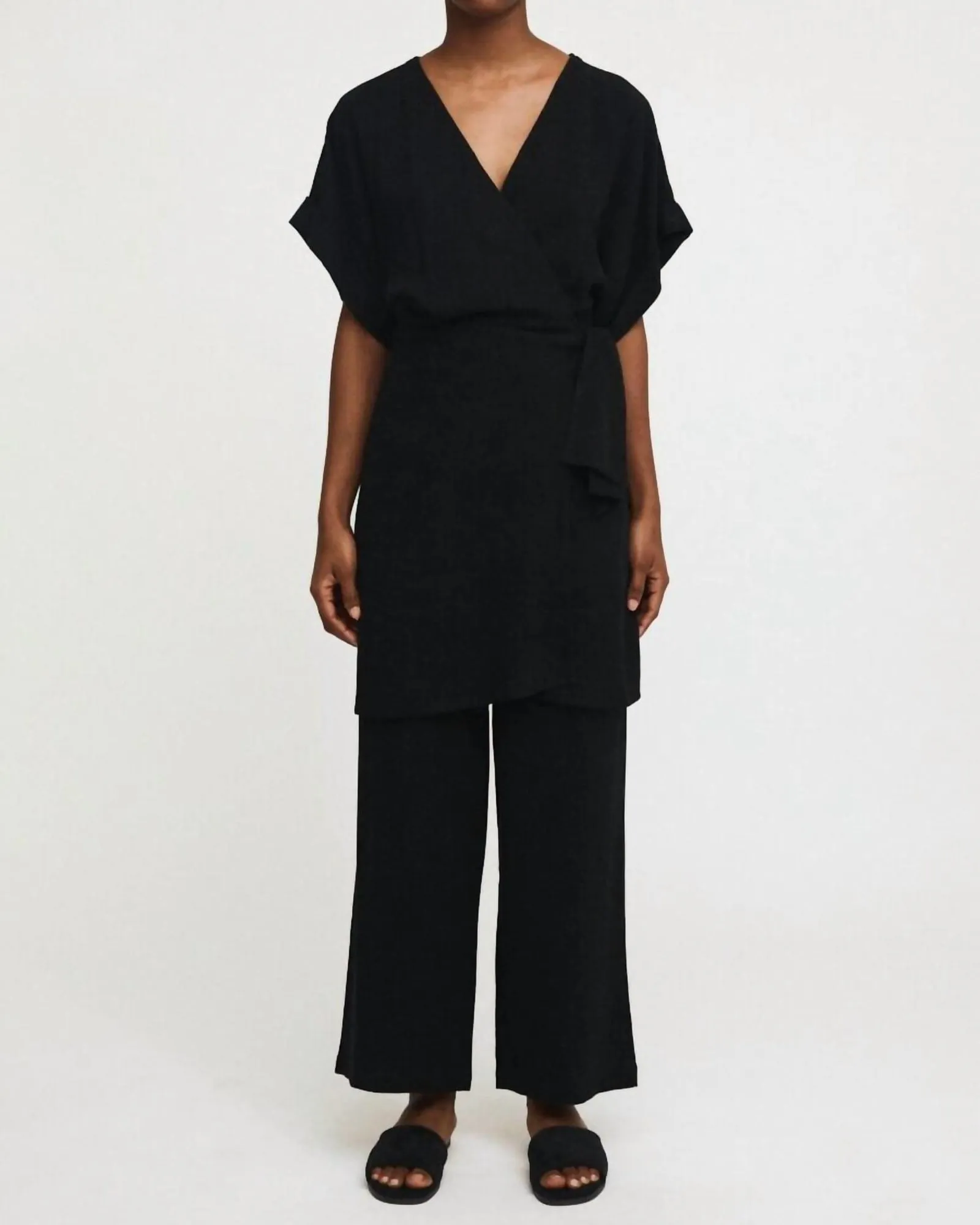 Angela Dress in Black | Black