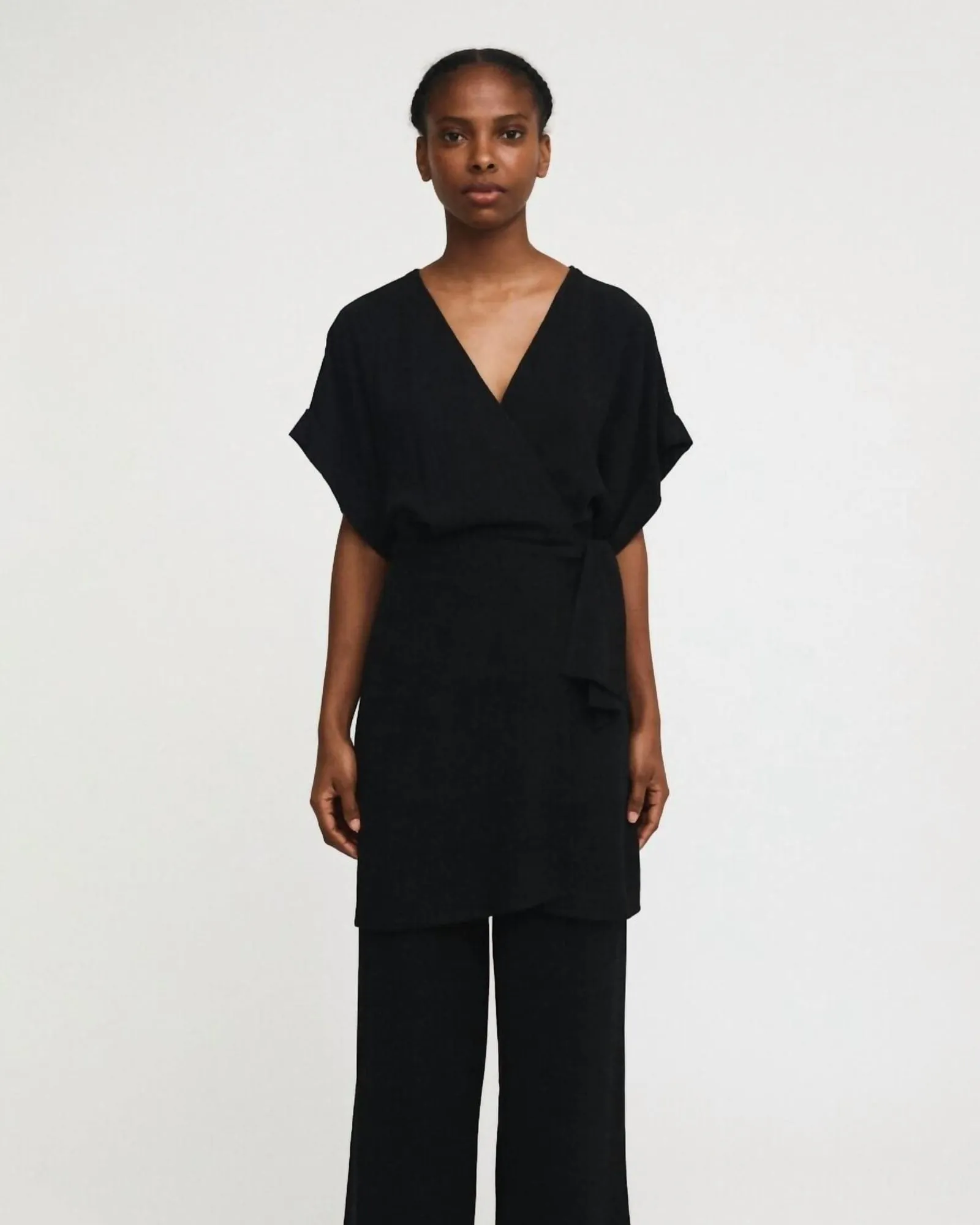 Angela Dress in Black | Black