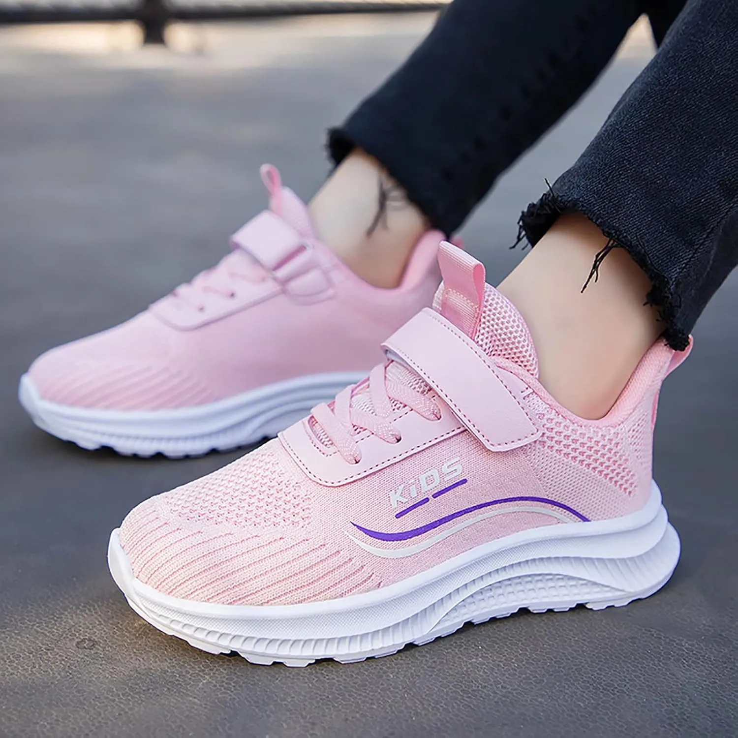 Boys Girls Sneakers Lightweight Breathable Athletic Running Shoes Slip On Walking Sports Shoes Fashion Shoes