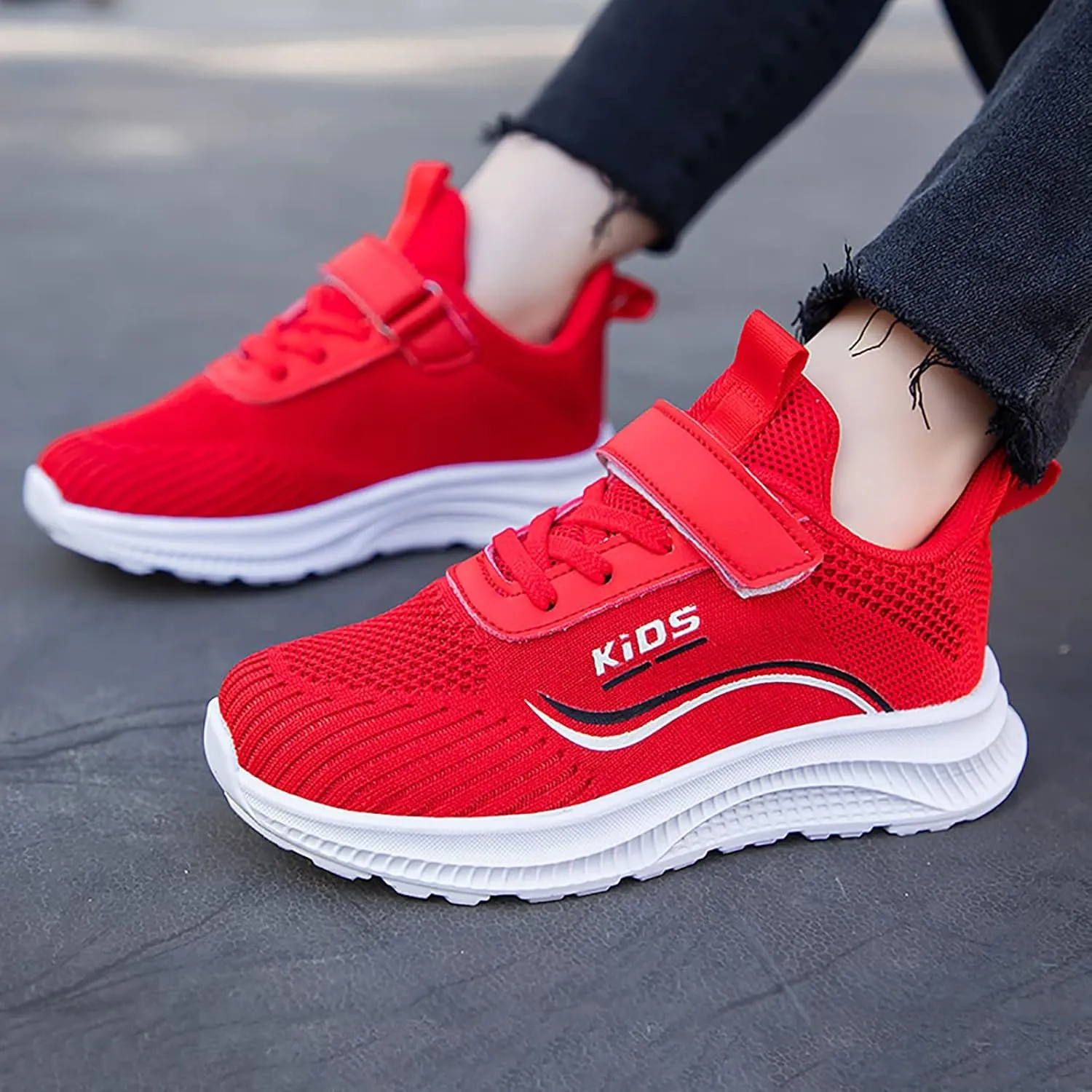 Boys Girls Sneakers Lightweight Breathable Athletic Running Shoes Slip On Walking Sports Shoes Fashion Shoes