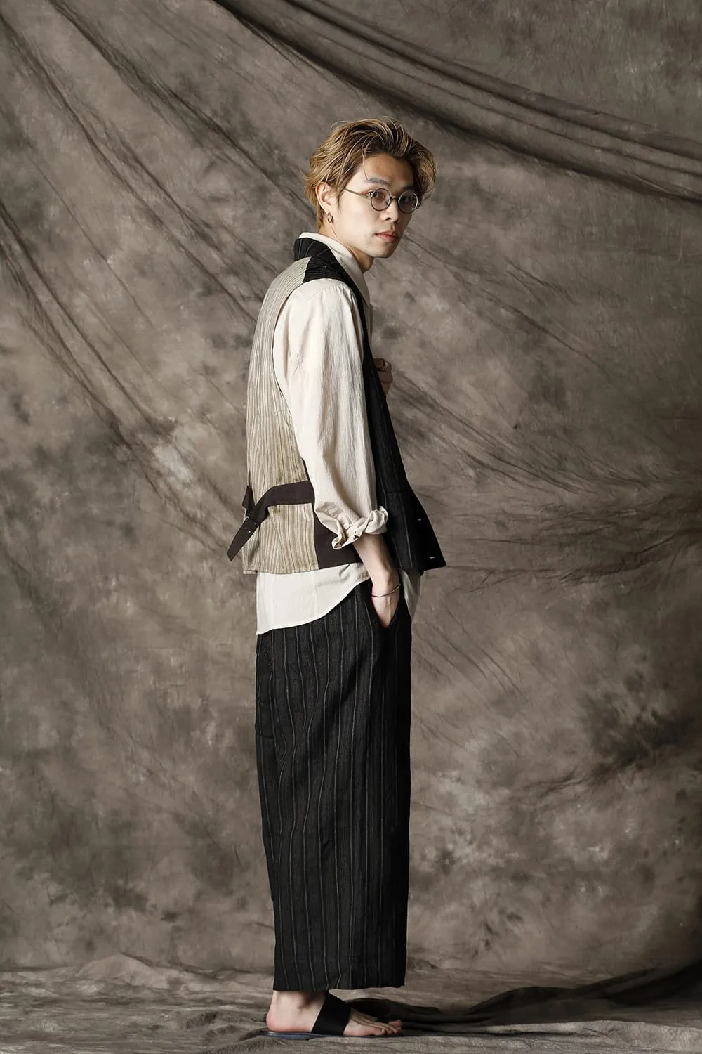 Drawstring Baggy Cropped trousers