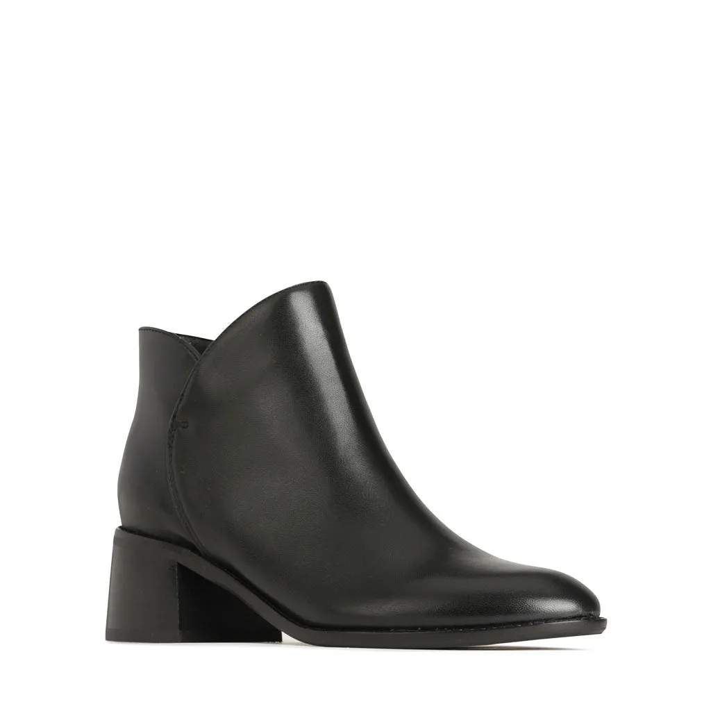 EOS Wylie Black Leather
