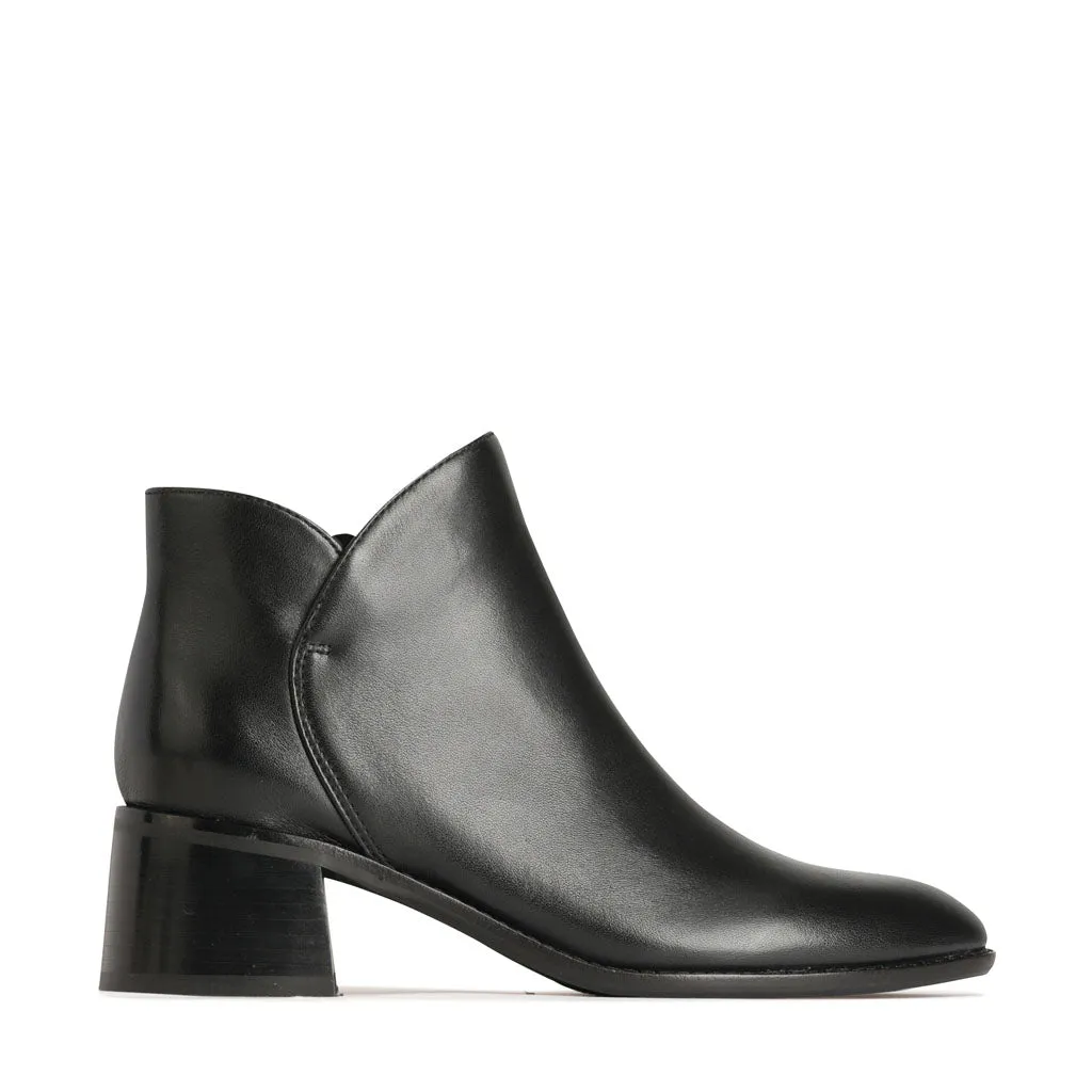 EOS Wylie Black Leather