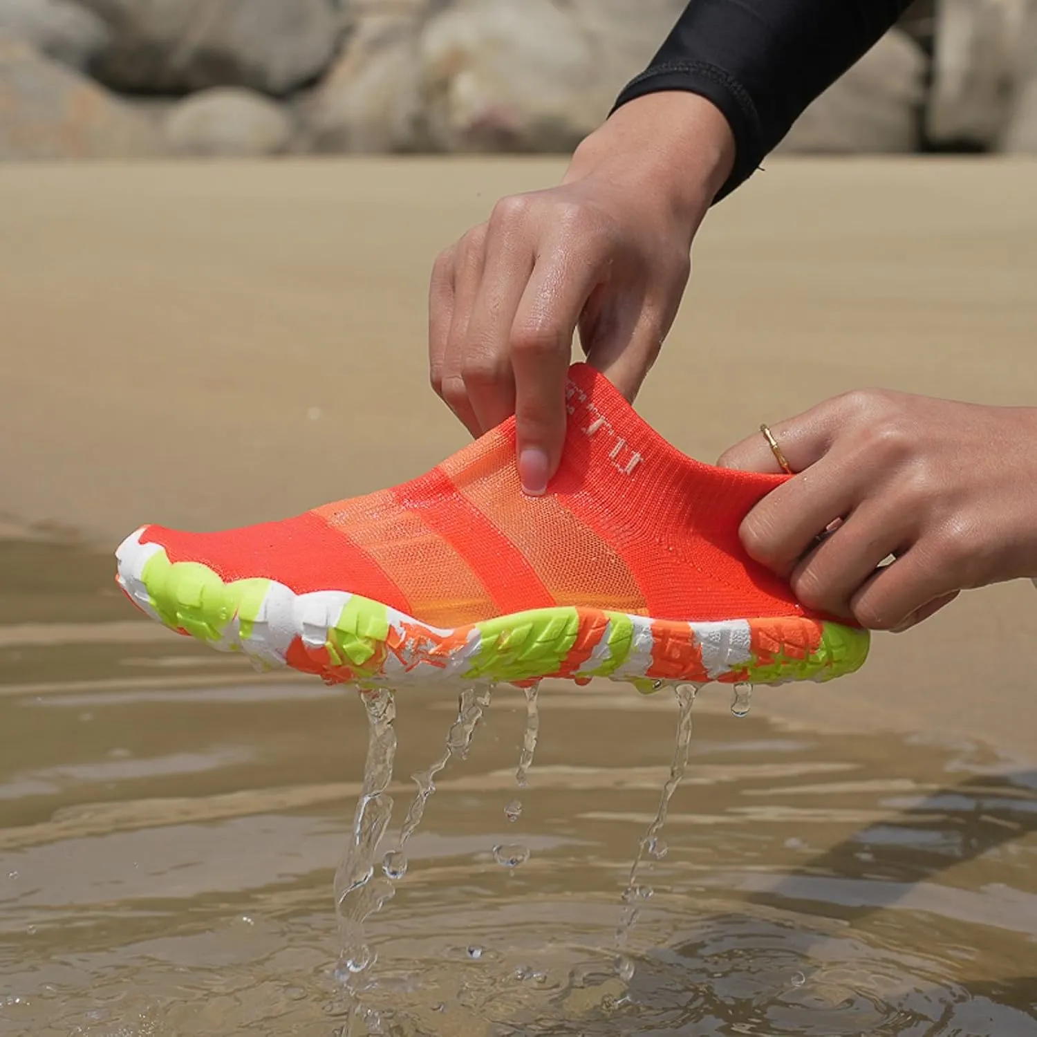 Men's Women's Slip On Water Shoes Quick Dry Barefoot Lightweight Aqua Shoes Beach Swim Pool Hiking Wading Surfing Sport Sneakers with Breathable Mesh Knit Non Slip Indoor Yoga Fitness Boxing