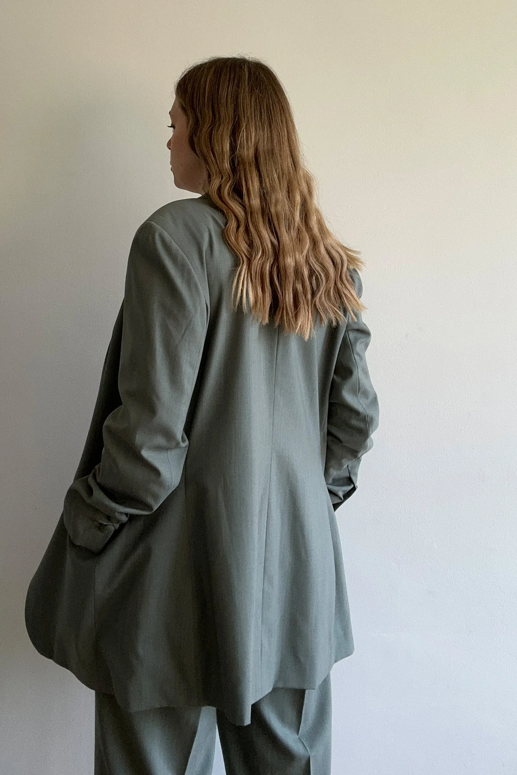 RENT: VINTAGE TAILORED HIGH-WAIST TROUSER SUIT — from £39.75 per week