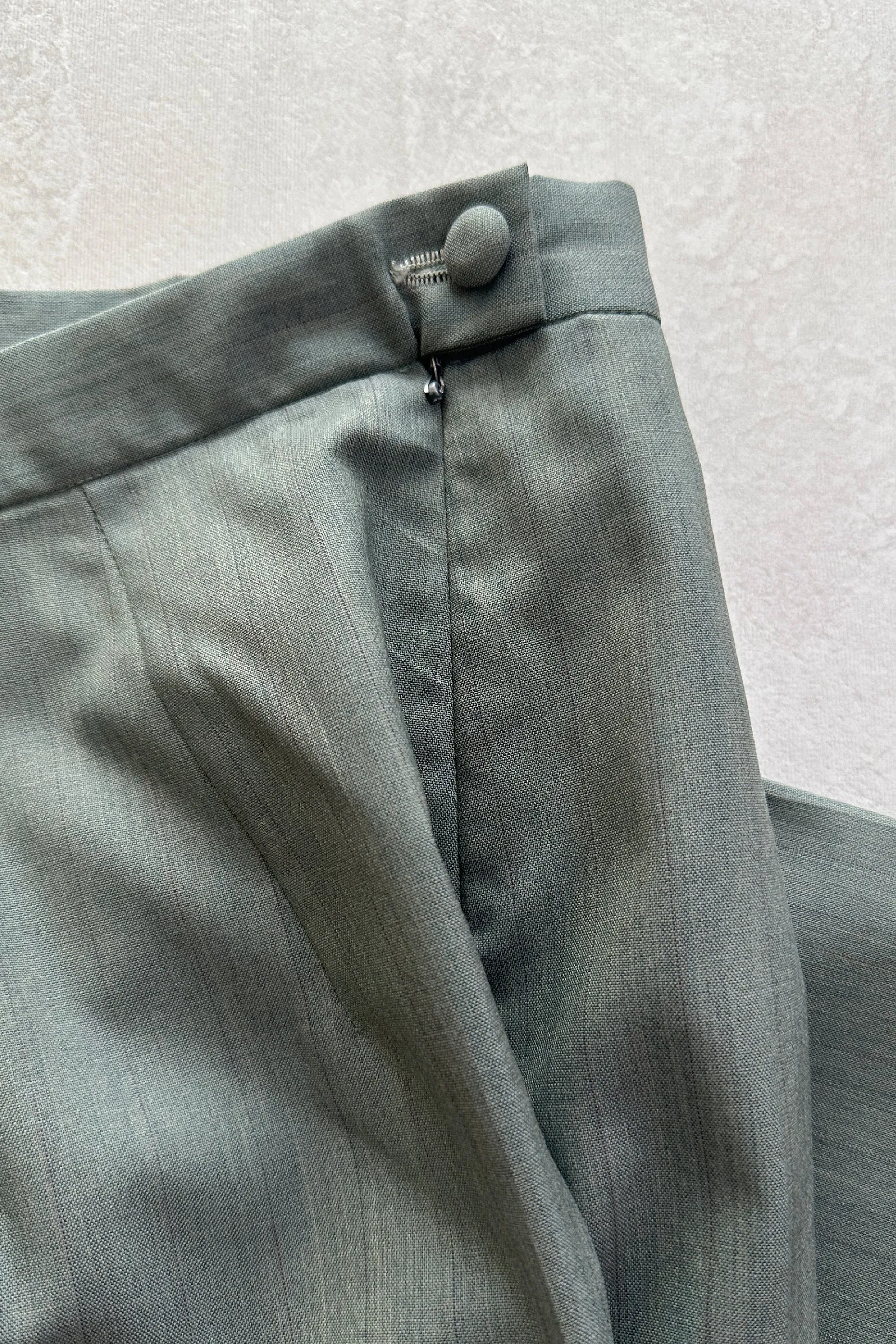 RENT: VINTAGE TAILORED HIGH-WAIST TROUSER SUIT — from £39.75 per week