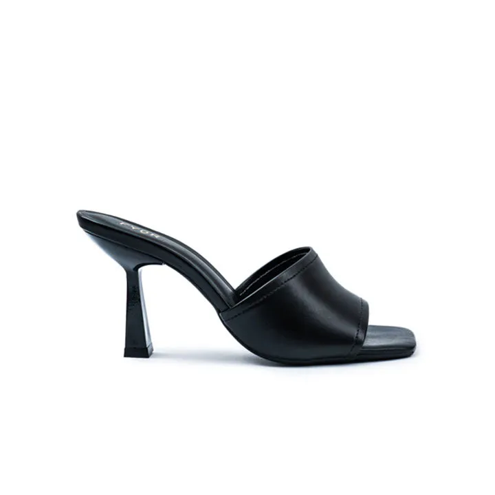 Stay on trend Mule BCM 156