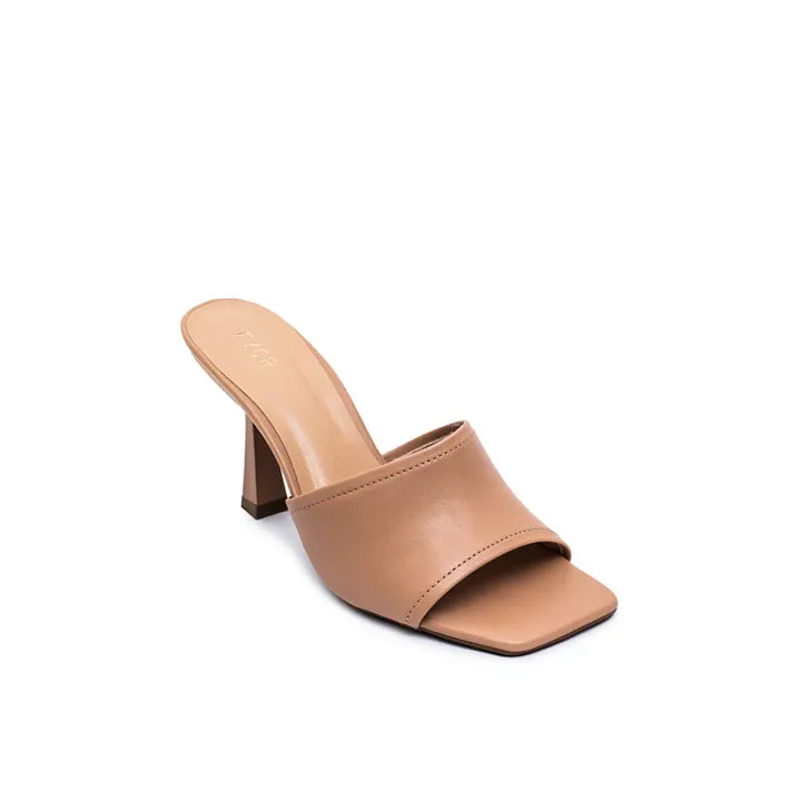 Stay on trend Mule BCM 156
